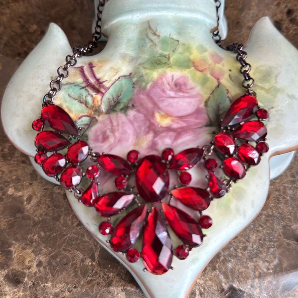 Elegant Deep Red Statement Rhinestone Vintage Nec… - image 5
